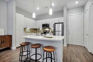 401 Gretel Dr in Houston, TX - Building Photo