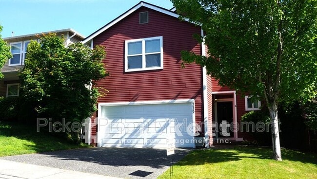 property at 535 NW Stendahl Ct