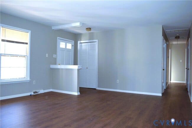 2270 Greenfield Dr in Richmond, VA - Building Photo - Building Photo