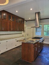 123 S Sycamore St in Mooresville, NC - Building Photo - Building Photo