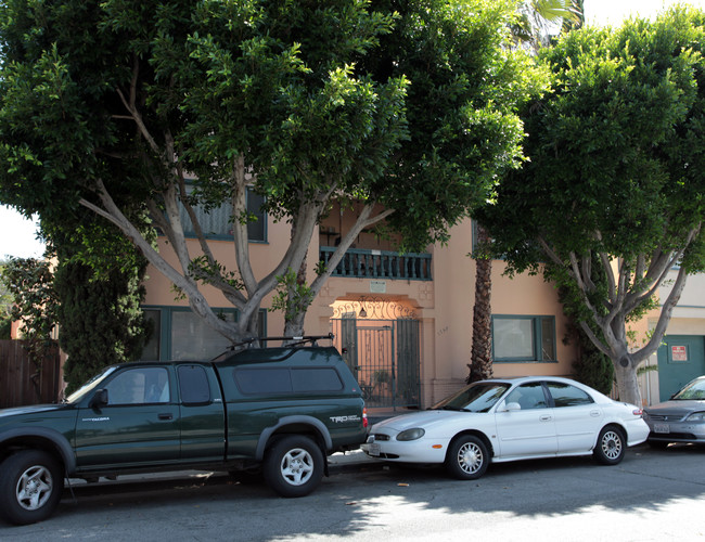 1750 E 3rd St in Long Beach, CA - Building Photo - Building Photo