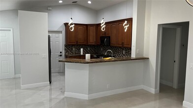 1428 Majesty Terrace in Weston, FL - Building Photo - Building Photo
