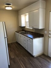 1935 66th St in Lubbock, TX - Foto de edificio - Building Photo