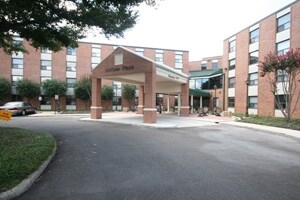 McKeen Plaza in Monroe, LA - Building Photo