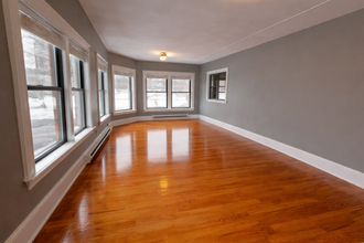 2 Raymond Ave in Poughkeepsie, NY - Building Photo - Building Photo