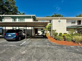 7560 92nd St in Seminole, FL - Building Photo
