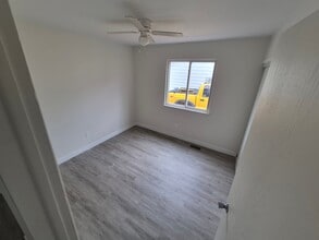 2710 Eaton Pl in Flint, MI - Building Photo - Building Photo