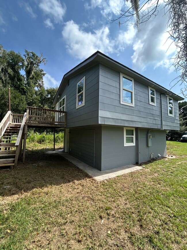 property at 5308 Jasmine Ave