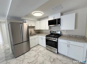 267 Branford Rd in North Branford, CT - Building Photo