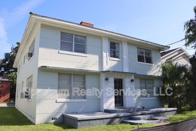 property at 1313 Lasalle St
