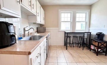 60 Litchfield St, Unit 2 in Boston, MA - Building Photo - Building Photo