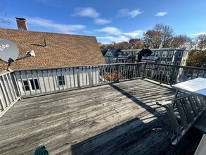 147 Willow Ave, Unit 3 in Somerville, MA - Building Photo - Building Photo