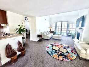 1430 Colby Ave in Los Angeles, CA - Foto de edificio - Building Photo