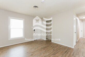 922 W 54th St in North Little Rock, AR - Building Photo - Building Photo