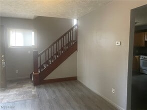 158 Naples St in Akron, OH - Building Photo - Building Photo