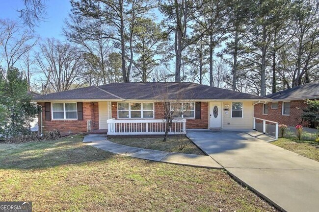 2715 Drew Valley Rd NE in Atlanta, GA - Building Photo - Building Photo