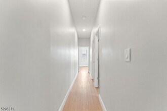201 Watchung Ave-Unit -2 in West Orange, NJ - Building Photo - Building Photo