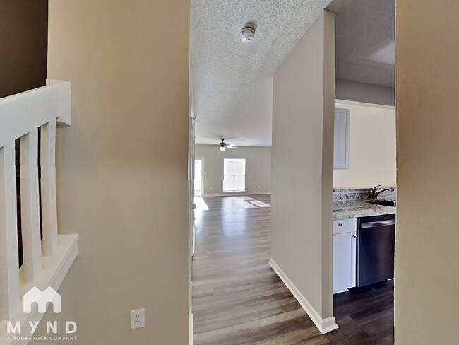 6454 Mallard View Ln in Charlotte, NC - Building Photo - Building Photo