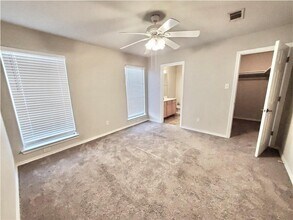 5603 Thunderbird St in Leander, TX - Building Photo - Building Photo