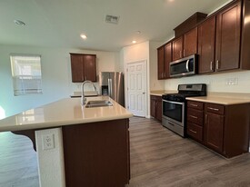 5343 Admiral Bend Way in Sacramento, CA - Building Photo - Building Photo