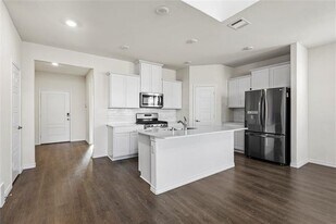 13409 Arvelo Dr in Little Elm, TX - Building Photo