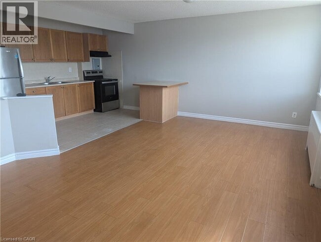 468 Ottawa St N in Hamilton, ON - Building Photo - Building Photo