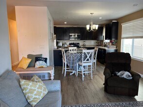 375 Slate Drive in Tooele, UT - Building Photo - Building Photo