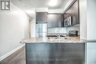 55 Yorkland Blvd in Brampton, ON - Building Photo - Building Photo