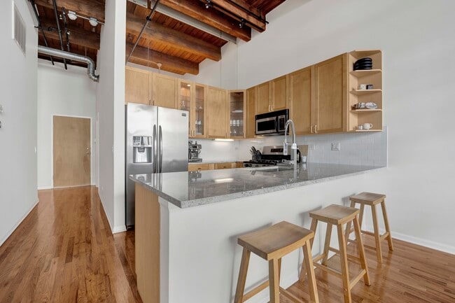 property at 525 W Superior St