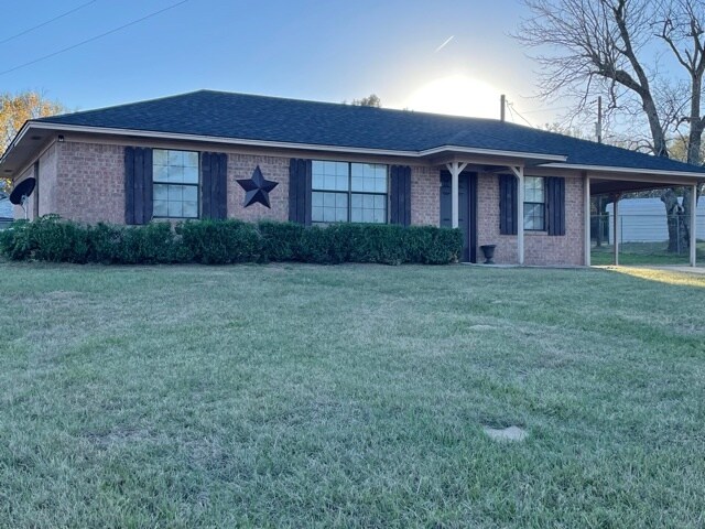 15665 FM 747 in Jacksonville, TX - Building Photo