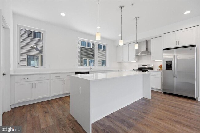 3016 S Northbank Pl in Philadelphia, PA - Building Photo - Building Photo