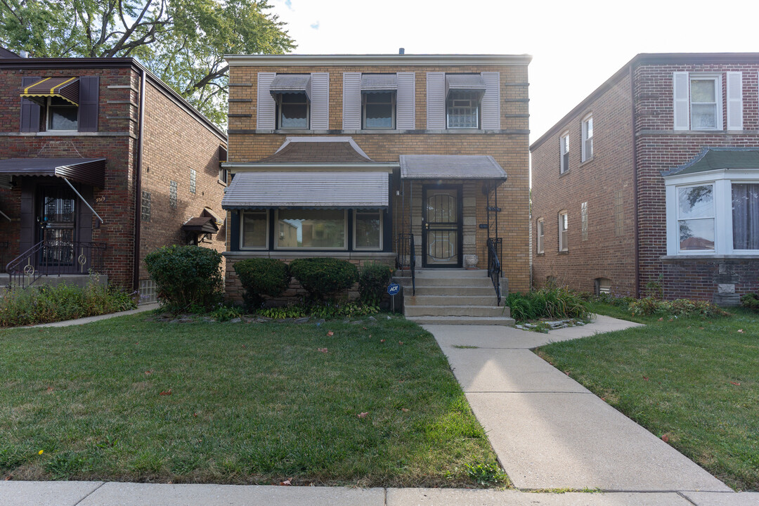 9319 S Justine St in Chicago, IL - Building Photo