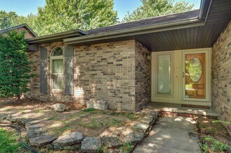 4035 S Parkcrest Ave in Springfield, MO - Building Photo - Building Photo