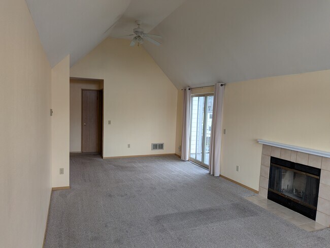 4540 45th Ave SW, Unit Westerly in Seattle, WA - Foto de edificio - Building Photo