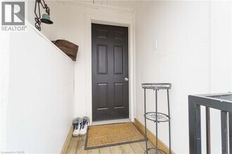 36 Stanley Ave in Hamilton, ON - Building Photo - Building Photo