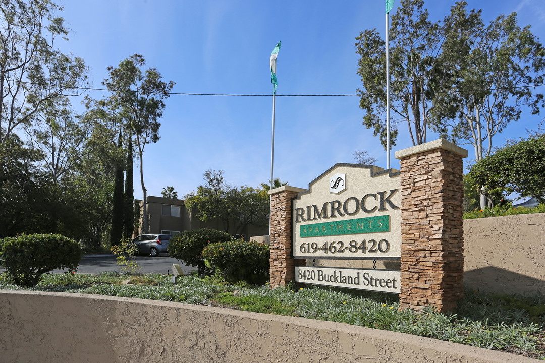 Rimrock Apartments in La Mesa, CA - Foto de edificio