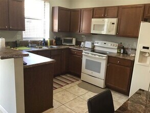 11380 SW 233rd St in Homestead, FL - Building Photo - Building Photo