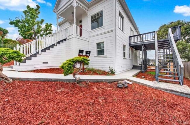 property at 324 Ohio St