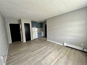 85 Union Ave in Bridgeport, CT - Foto de edificio - Building Photo