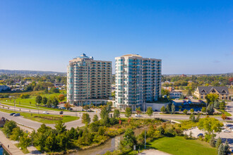 Grand Harbour Condos in Barrie, ON - Building Photo - Building Photo