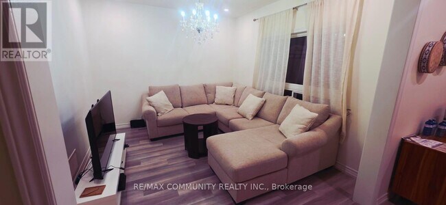 311 Andrews Trail in Milton, ON - Building Photo - Building Photo