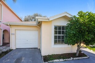 4082 Eastridge Dr in Pompano Beach, FL - Building Photo