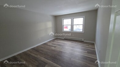 208 Columbus St in Fitchburg, MA - Building Photo - Building Photo