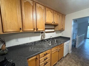 4827 Southridge Dr in Taylorsville, UT - Building Photo - Building Photo