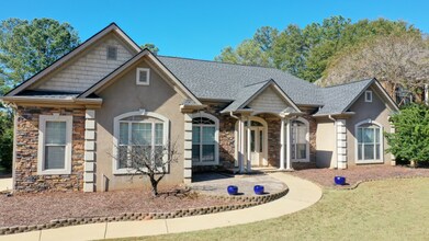 2025 Keystone Dr in Auburn, AL - Building Photo - Building Photo