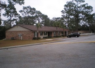 Sugar Hill Apartments in Pensacola, FL - Building Photo - Building Photo