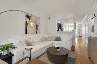 375 Highland Ave NE in Atlanta, GA - Building Photo - Building Photo