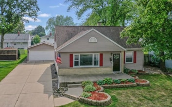 1071 Kenwood St in Green Bay, WI - Building Photo - Building Photo