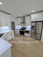 2140 Glenhurst Dr in Snellville, GA - Building Photo - Building Photo