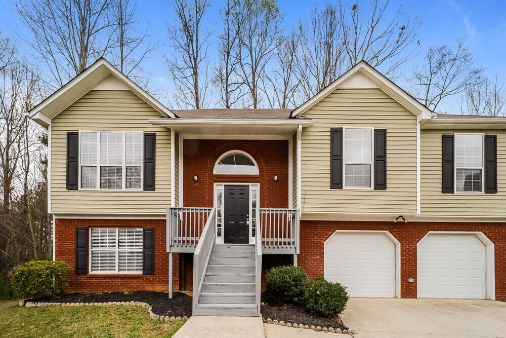4169 Rhinehart Dr in Austell, GA - Foto de edificio
